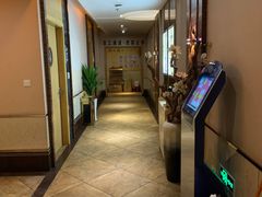 -金色印象·4K影院式足体养生(南坪桃源店)