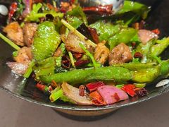 -江渔儿酸菜鱼专门店(明珠广场店)