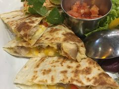 -HELLO 27 意面·沙拉·帕尼尼