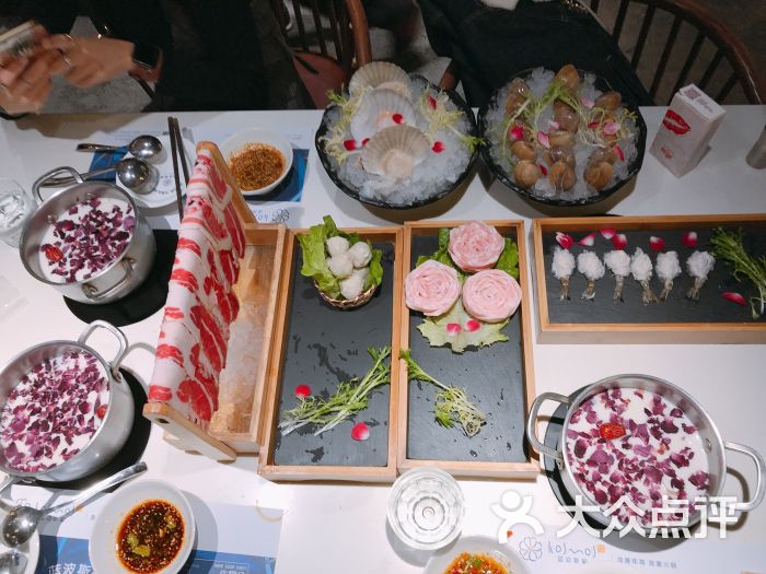 蓝波斯菊.鲜汤火锅图片 - 第8张