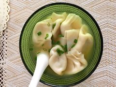 -爱的果实月嫂育婴师(世纪东方店)