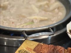 -老来福·非遗酸汤兔(凯旋路店)