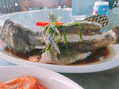 -四川小胡子海鲜(丁村万人海鲜广场店)