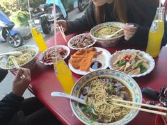 -金杨拉面王小吃面馆·牛三宝面·红烧牛肉粉