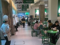 -费大厨辣椒炒肉(太平老街店)