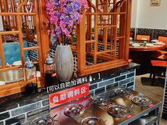 -六州府地锅鸡·农家菜·龙虾(未来科技城店)