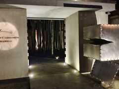 -穹六人间 people 6(岳阳路店)