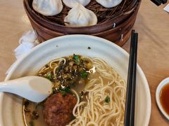 -佬钱湾仔(衣裳街店)