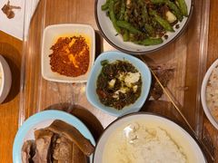 -老四川(T3航站楼F指廊店)