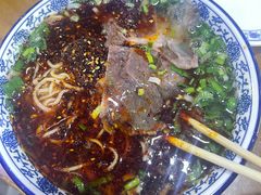 -伊穆祥牛肉面总店·清真