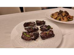 -品海楼·大连海胆锅贴馆(东港店)