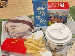 -麦当劳(民盈·国贸城店)