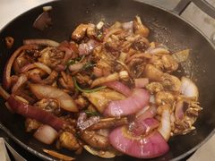 -胡须佬鸡煲四季火锅店(石厦西村直营店)