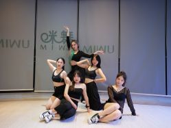 -MiWu咪舞舞蹈塑形中心