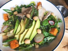 牛油果秋葵烧鸡沙拉-COMMUNE幻师(五角场店)