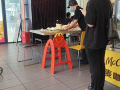 -麦当劳(假日广场店)