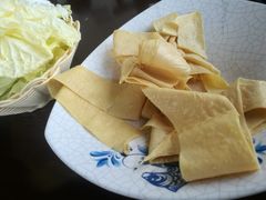 -亿诣蝎府炸酱面羊蝎子火锅(酷车小镇店)