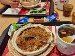 -华记煲仔华·煲仔饭(市桥易发店)
