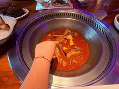 -山河屯铁锅炖(哈西站店)