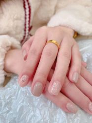 -灰姑娘美甲美睫馆