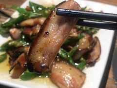 青城山老腊肉-老号尤兔头(西川店)