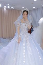 -台湾蔡美月婚纱租赁