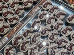 -Laderach 莱德拉(上海环贸iapm店)