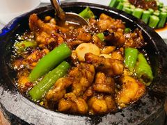 石锅杭椒牛蛙-桂满陇-西湖船宴(西单大悦城店)