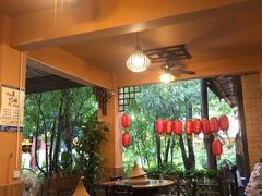 大堂-抚仙湖生态石锅鱼野生菌(告庄店)