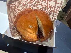 松露菌菇奶酪牛肉汉堡-JPG canteen(广州寺右公馆店)