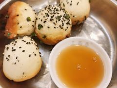 特色生煎-三两春(浦三路店)