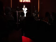 -TZ House音乐现场(来福士中心店)