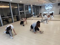 -Heartbeat舞蹈工作室