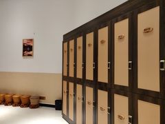 -腾冲洞山温泉村