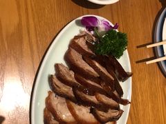 老北京烤鸭-陈阿婆鱼头泡饼·京味菜(复兴路店)
