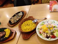 -萨莉亚意式餐厅(特力时尚汇店)