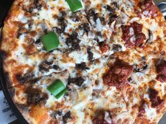 韩式牛肉披萨辣鸡肉披萨双拼-机器人火炉披萨