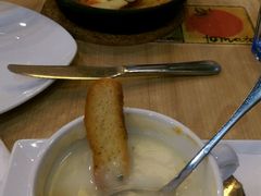 -必胜客(漕宝路店)