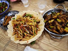 -江城燕子大排档(江汉路步行街店)