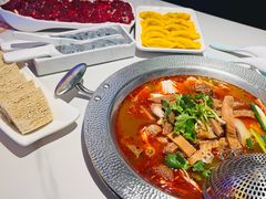 -古乐牛香•鲜牛肉牛杂火锅(系马桩总店)