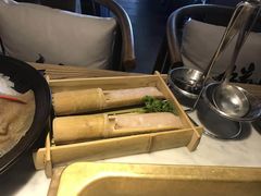 -尚尚仙·酸汤猪手·猪肚鸡火锅(华联万柳购物中心店)