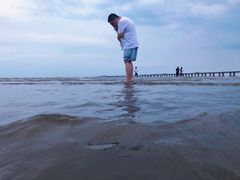 -南汇新城海滩