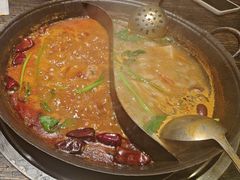 -冯校长老火锅(中联广场店)