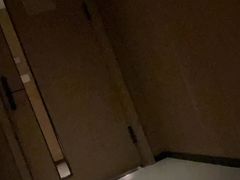 -涨巢·潮玩水疗局