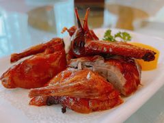 红烧乳鸽-海鲜佬酒家(三乡店)