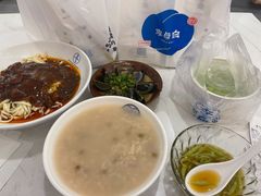 炸酱面-李与白包子铺(桐梓林店)