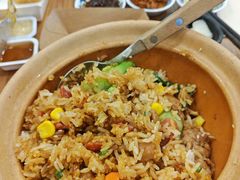 -煲仔皇腊味煲仔饭(经四万达店)