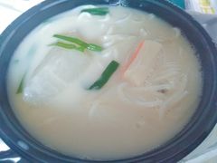 -肥汁米蘭香港米线(长宁来福士店)