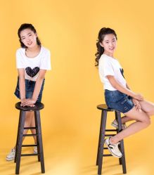 点击看大图 -亲亲宝贝艾尔莎亲子摄影会馆(中华路店)