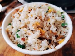 -学街秀兰麻辣烫